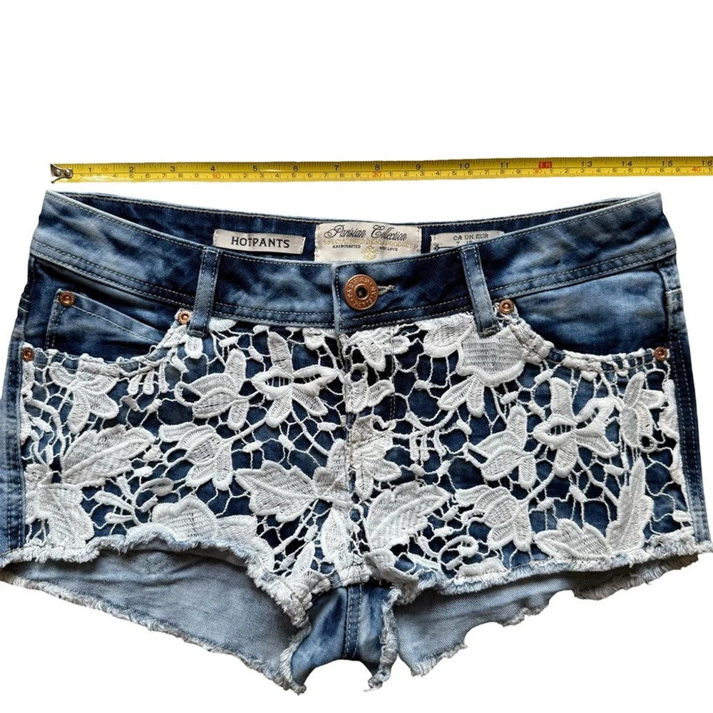 Parisian Collection Blue Denim Shorts with White Lace Overlay Size 7 Boho Y2K